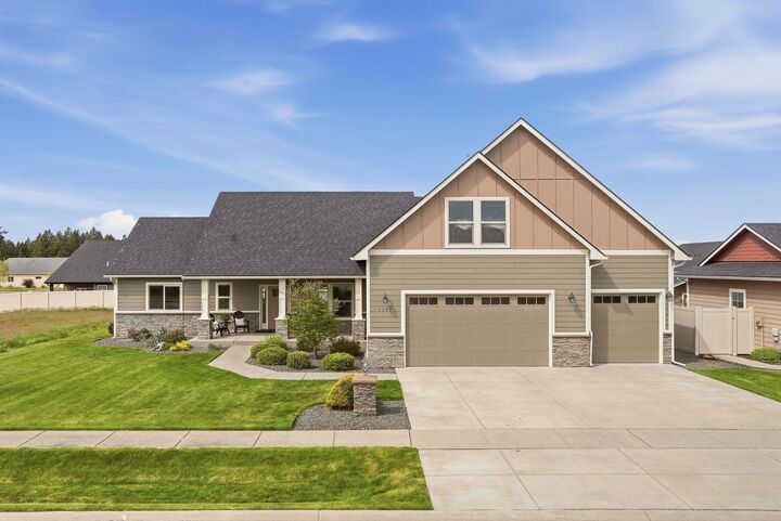Property Photo:  1207 N Augusta Ln  WA 99006 