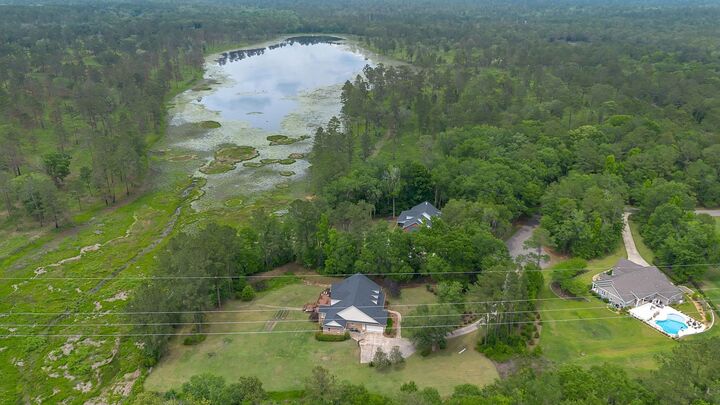 Property Photo: 5985 Miles Blake Court FL 32309