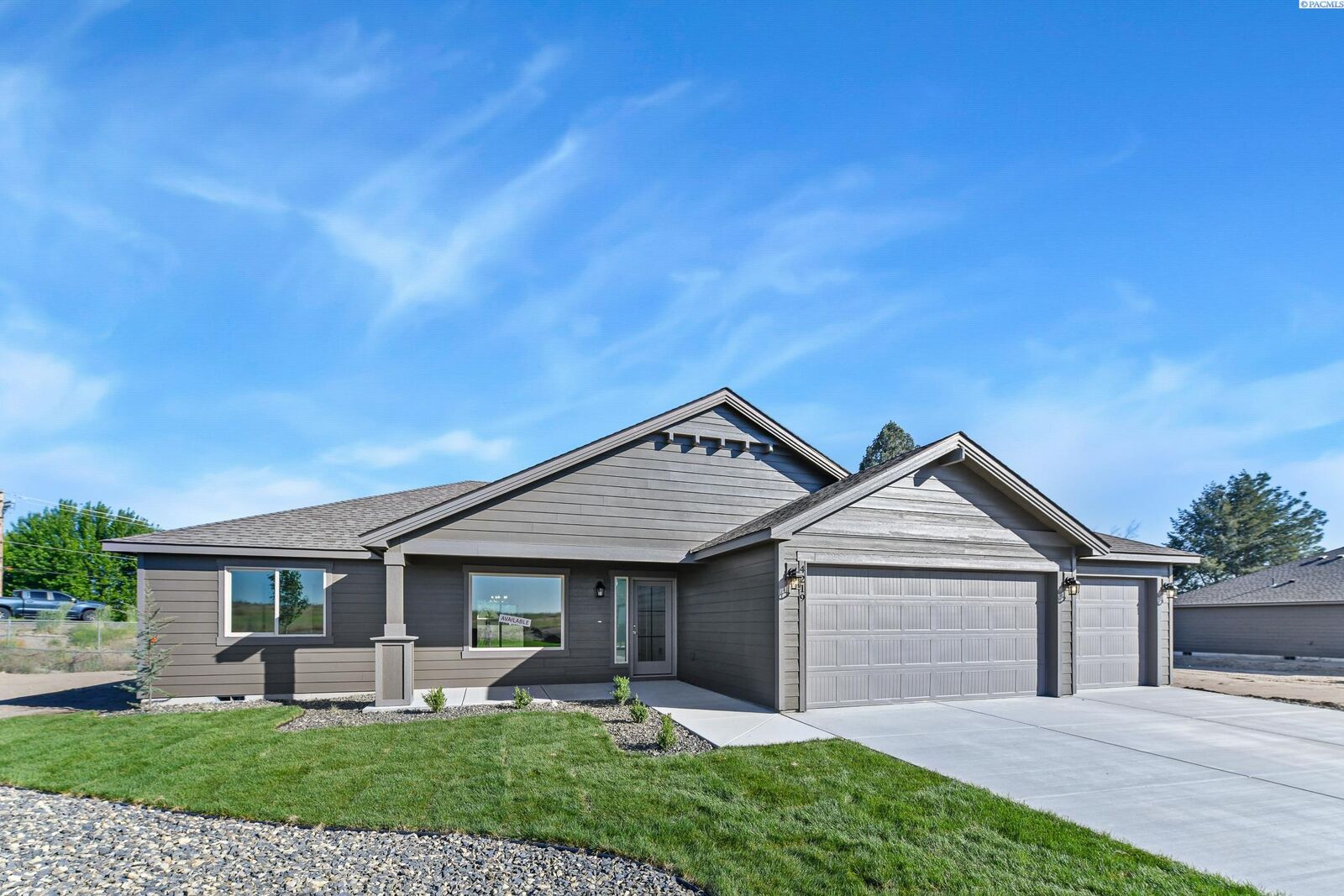 Property Photo:  4219 Road 104  WA 99301 