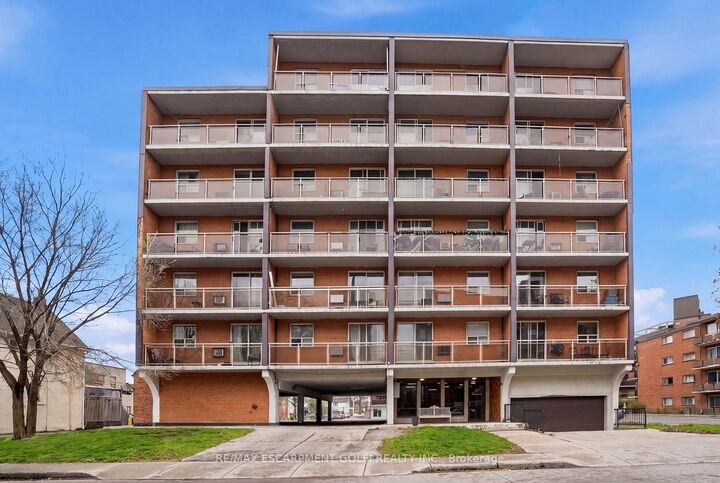30 Summit Avenue 303 — photo 1