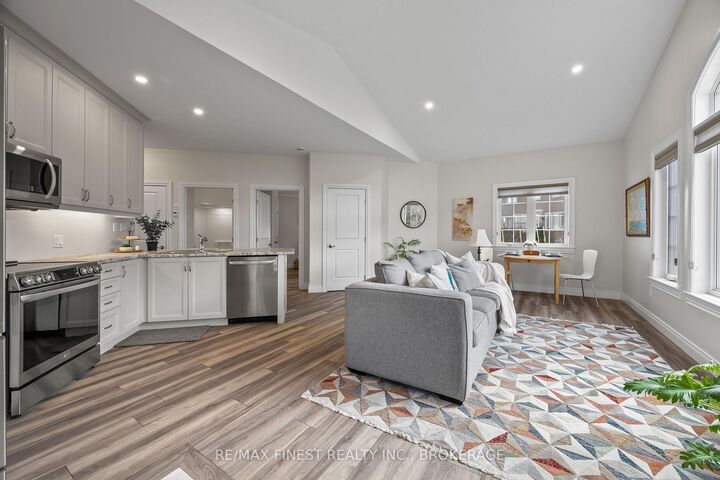 Property Photo: 47 Lowry Place ON K7N 0E2