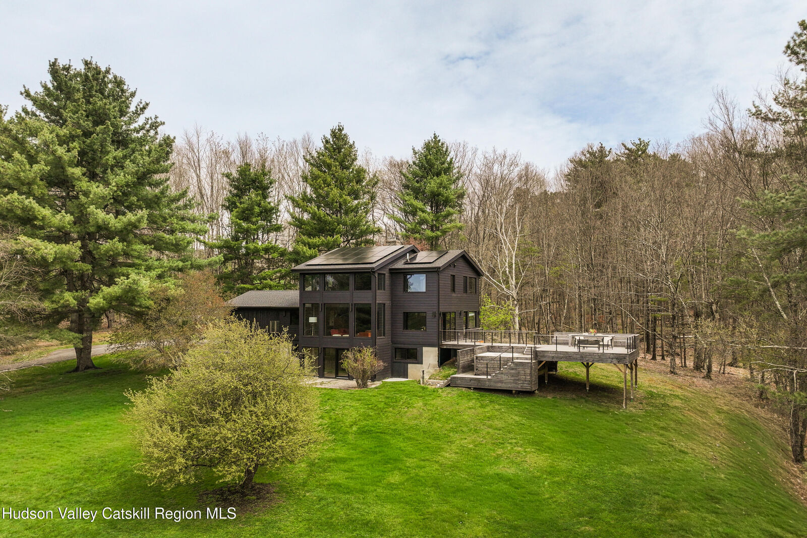 Property Photo:  41 Chicory  NY 12017 
