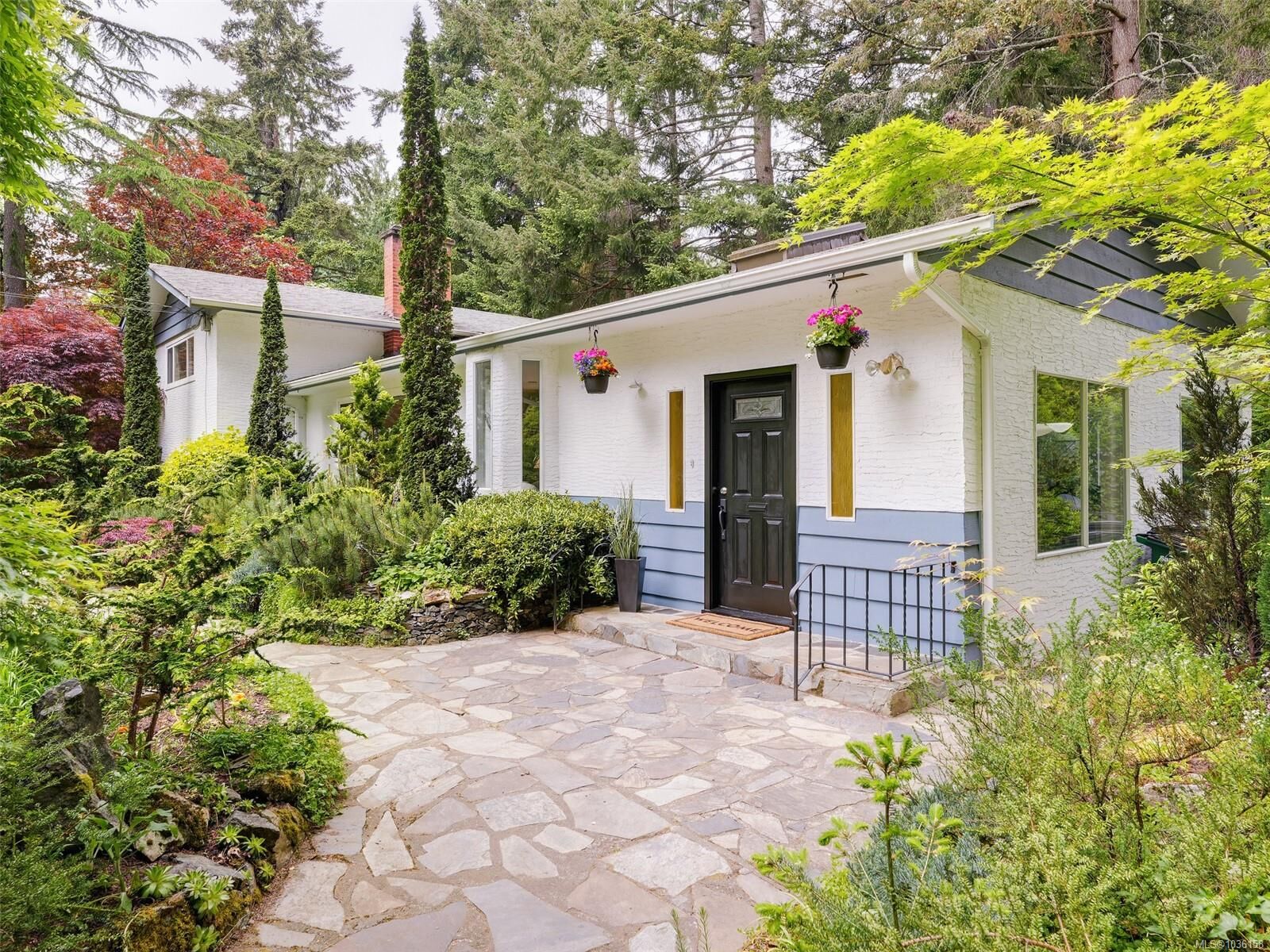 Property Photo:  743 Helvetia Cres  BC V8Y 1M1 
