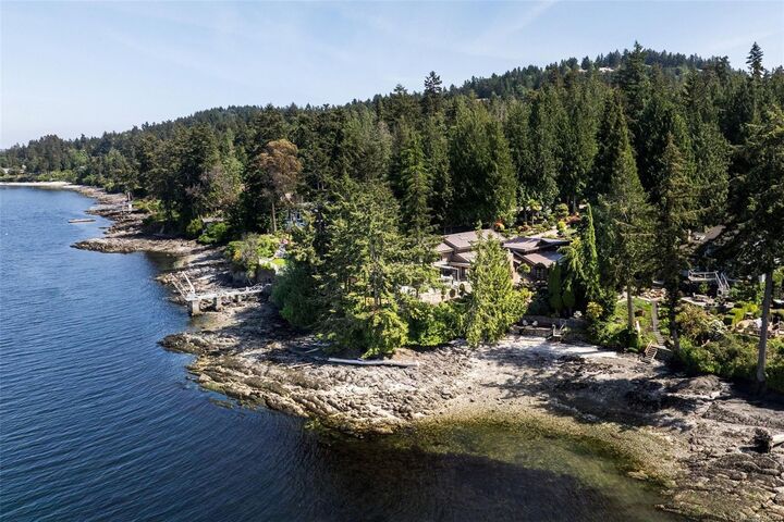 Property Photo:  960 Lands End End  BC V8L 5L3 
