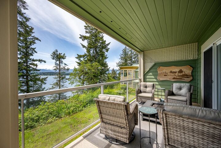 Property Photo:  2275 Comox Ave 202  BC V9M 1X6 