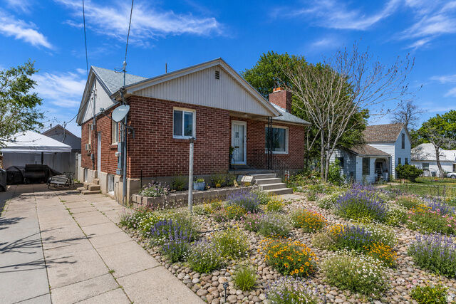 Property Photo:  354 S 100 W  UT 84074 