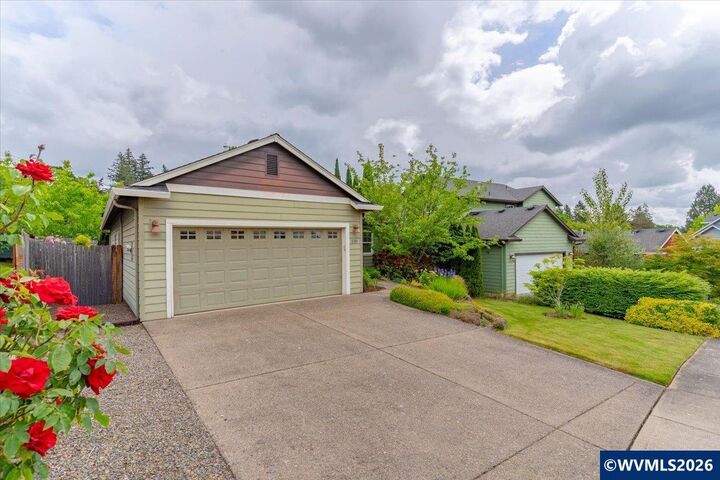 Property Photo:  570 Winners Ct NW  OR 97304 