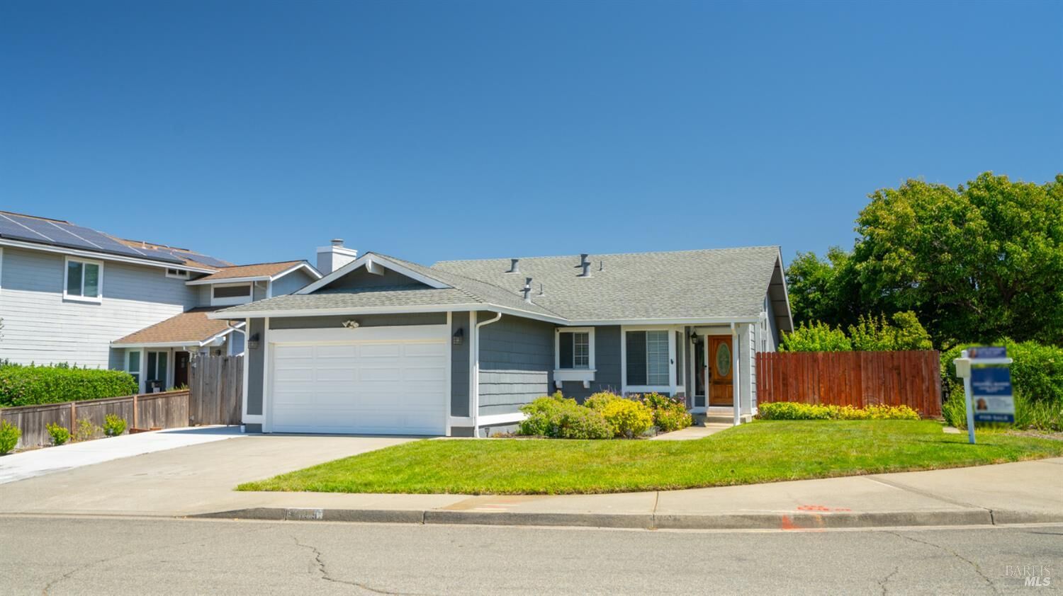 Property Photo:  4999 Orinda Way  CA 94534 