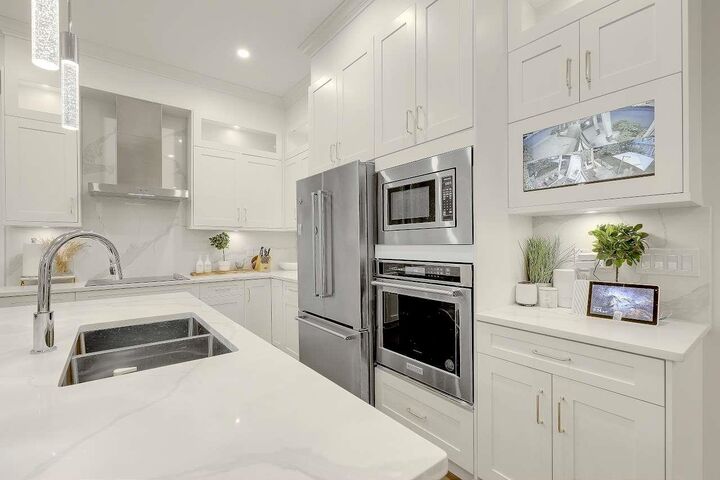 Property Photo: 17849 E Barnston Drive BC V4N 6T4