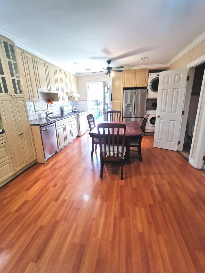 8067 French Street — photo 1