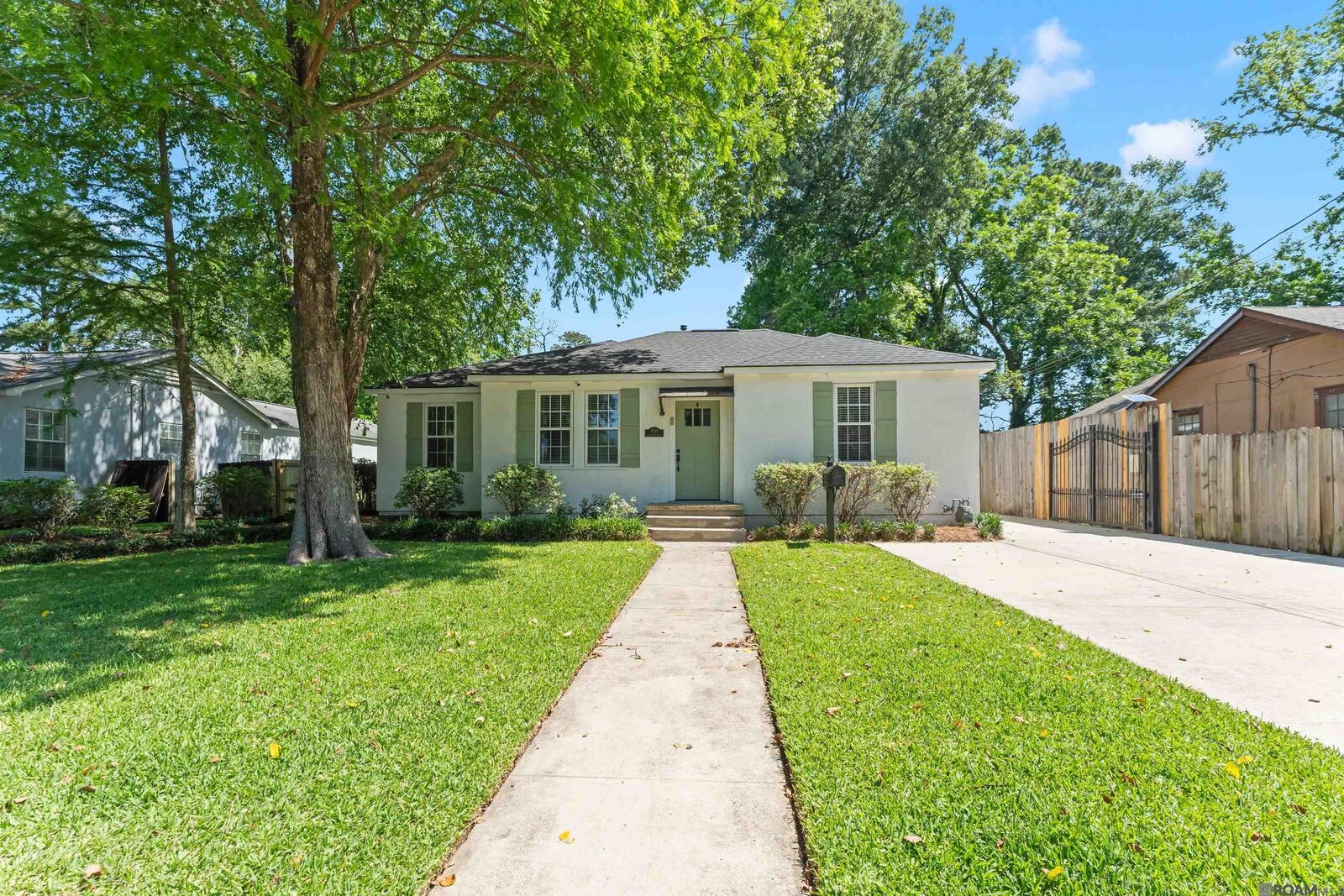 Property Photo:  4759 Sweetbriar St  LA 70808 