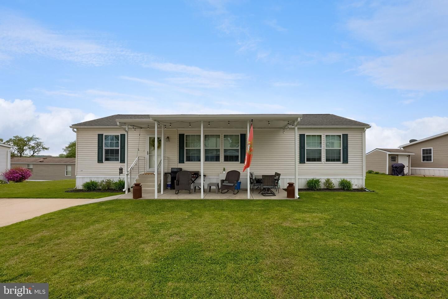 Property Photo:  1003 Elm Street  PA 17560 