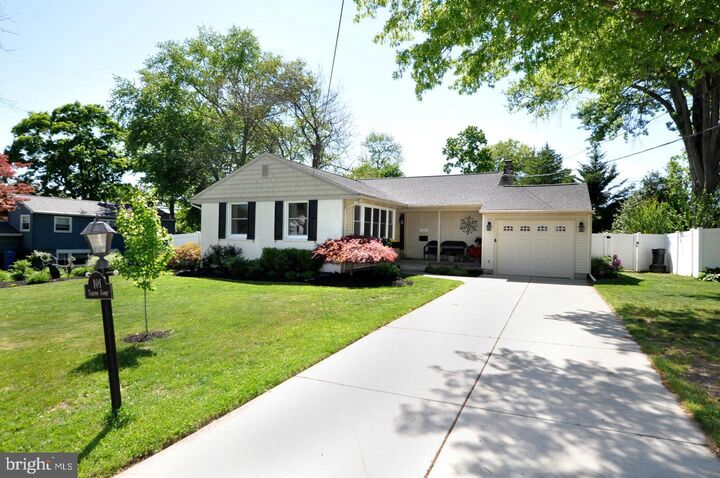 Property Photo:  101 Tarlton Court  NJ 08034 