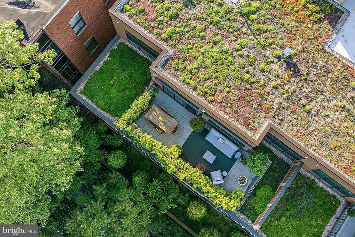 Property Photo:  141 West Street 401  MD 21401 