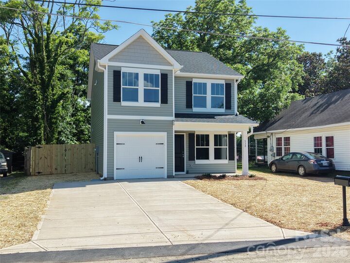 Property Photo:  532 Bond Street  NC 28677 