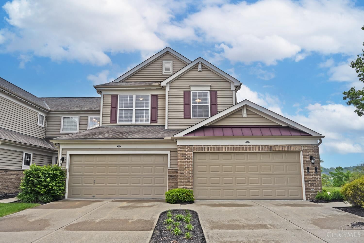 Property Photo:  7302 Bridge Point Drive  OH 45248 