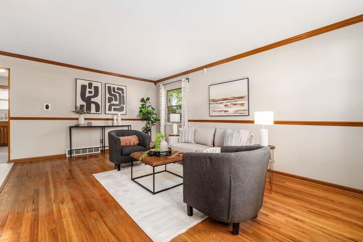 Property Photo:  305 Muskingum Drive  OH 43230 