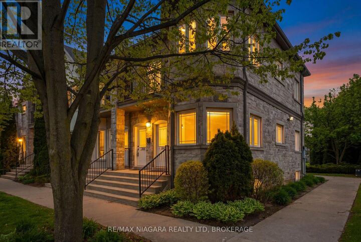 Photo de la propriété:  6045 Dunn Street 106  ON L2G 2P2 