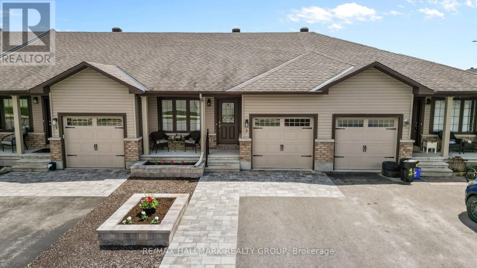 Property Photo:  3 Horton Street  ON K0A 1A0 