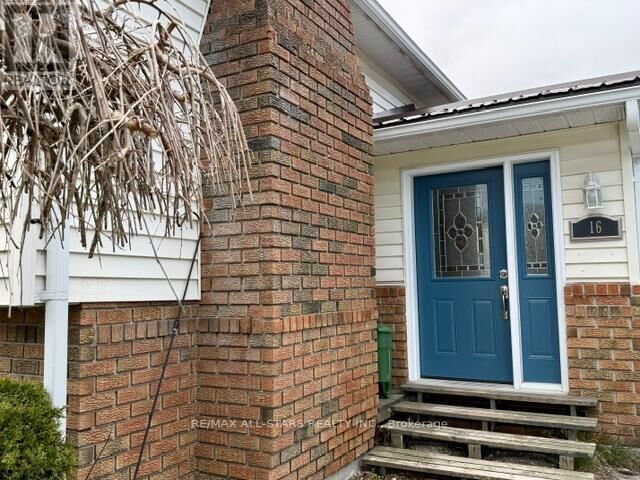 Property Photo:  16 Dunn Street  ON K0M 1A0 