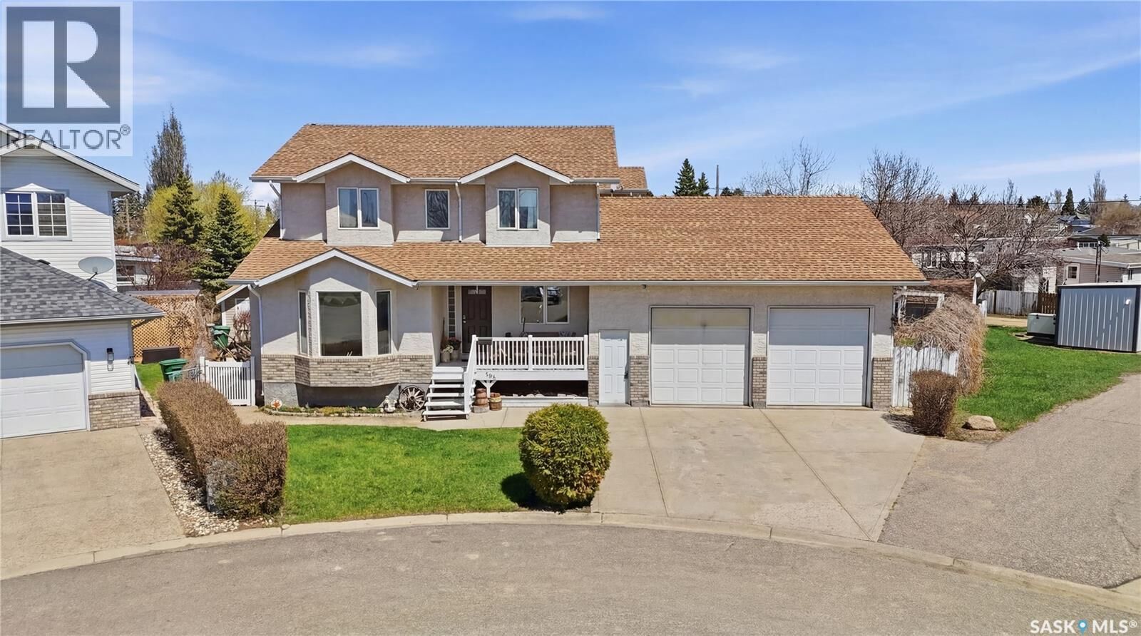 Property Photo:  403 Willow Bay  SK S0G 0E0 