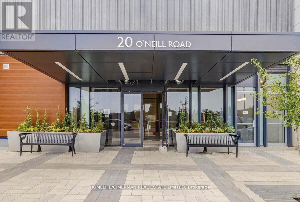 Property Photo:  20 O'Neill Road 1123  ON M3C 0R2 