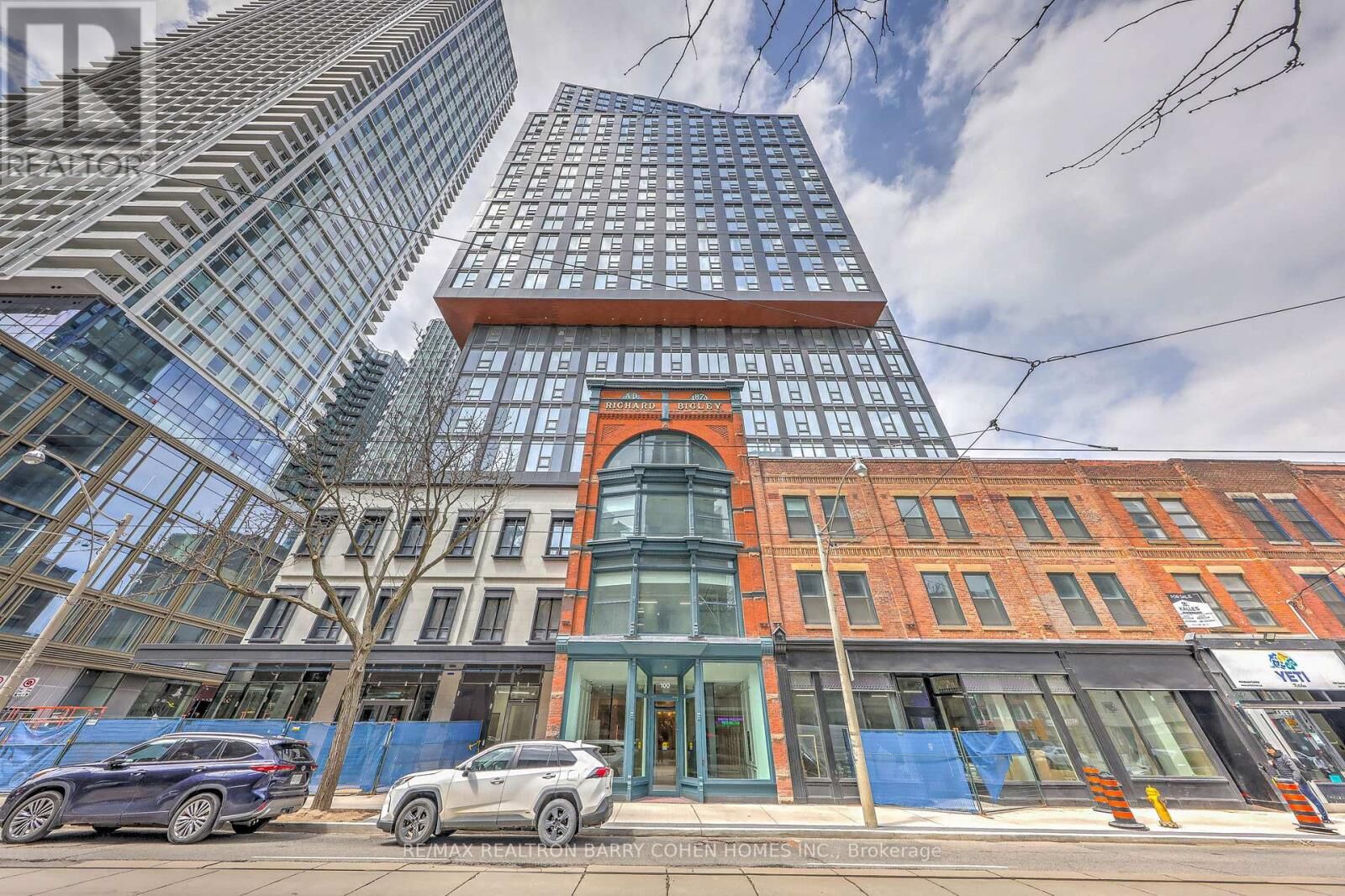 Property Photo:  100 Queen Street East 1012  ON M5C 1S6 