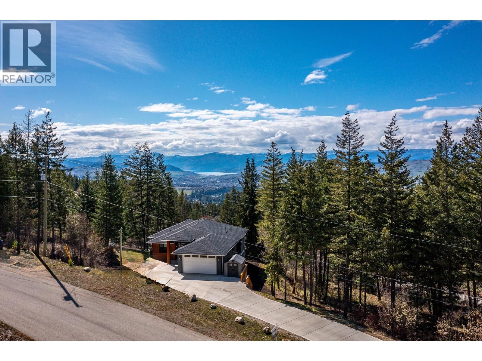 Property Photo: 5720 Hartnell Road BC V1B 3J5