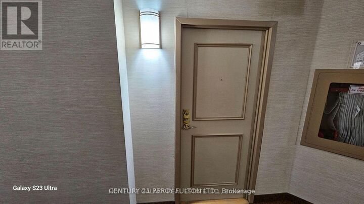 Property Photo:  11753 Sheppard Avenue East 822  ON M1B 5M3 