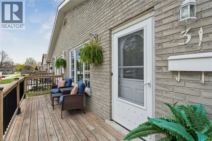 Property Photo:  31 Mayfair Drive  ON L3C 7A2 