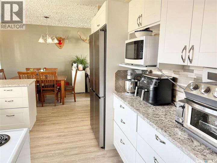 Property Photo:  223 3rd Avenue W  SK S0J 2M0 