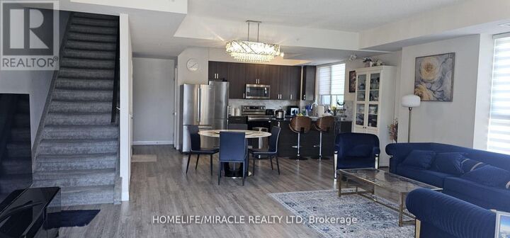 Property Photo:  22 East Haven Drive 119  ON M1N 1L9 