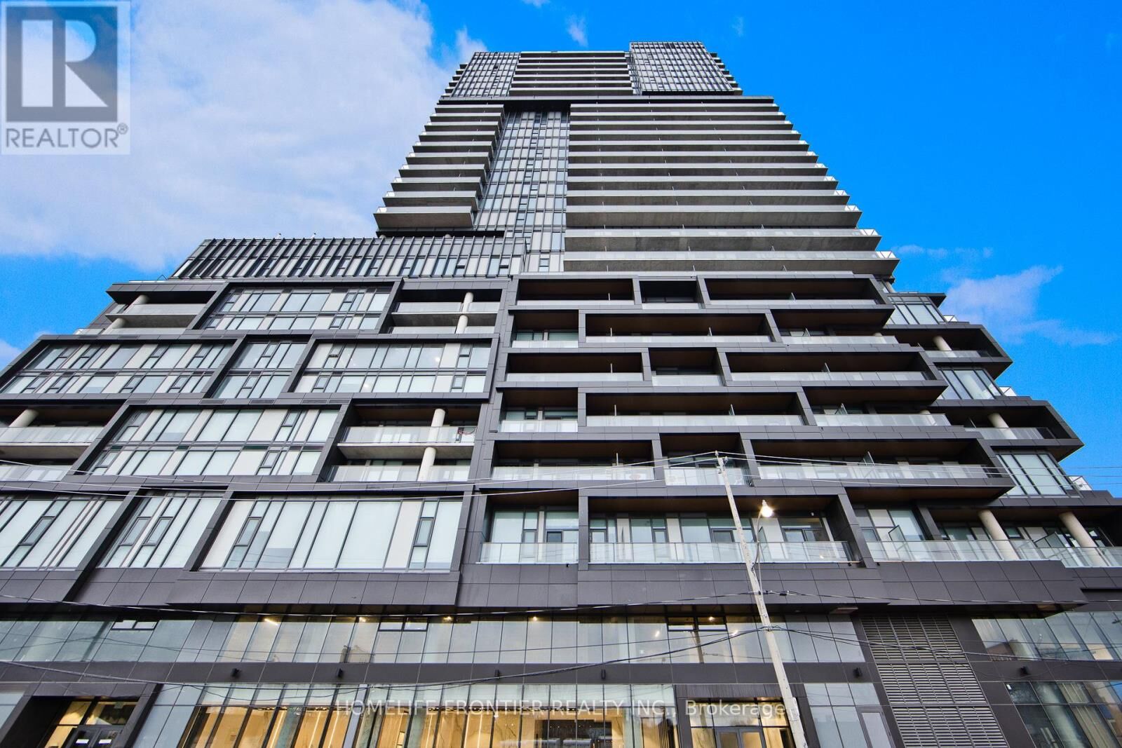 Property Photo:  1285 Dupont Street 2803  ON M6H 0E3 