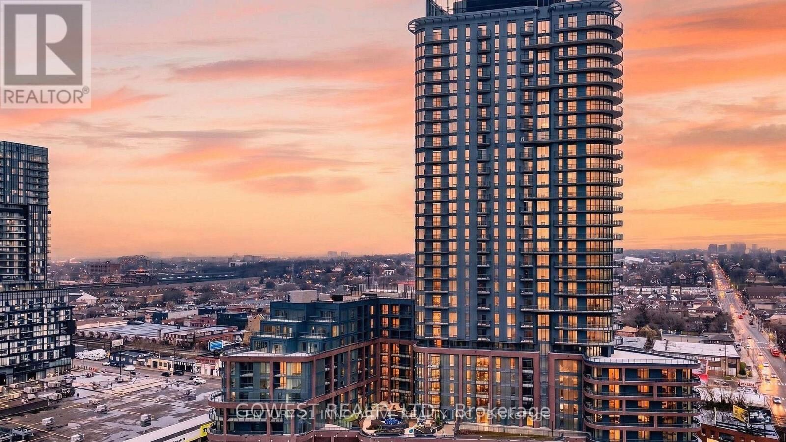 Property Photo:  1185 Dupont Street 2506  ON M6H 0G5 