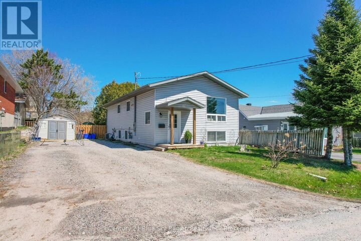Property Photo:  208 Gould Avenue  ON P1B 7C7 