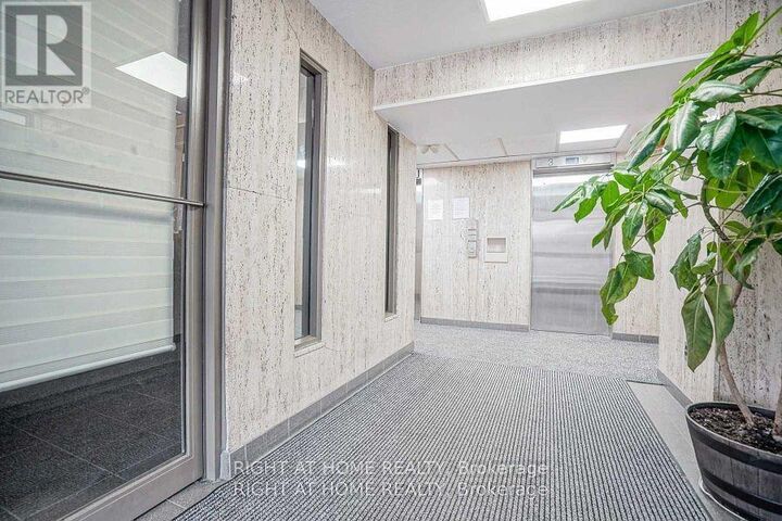 Property Photo:  235 Grandravine Drive 1001  ON M3N 1J2 