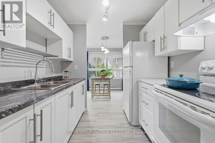 Property Photo: 1447 Huron Street 114 ON N5V 2E6