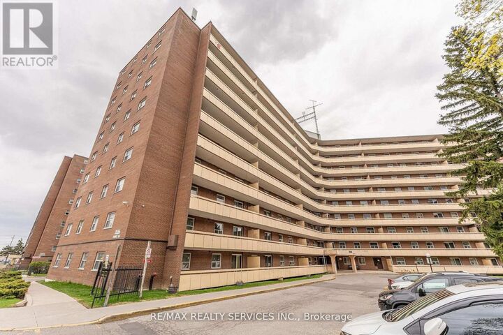 Property Photo:  3555 Derry Road East 1006  ON L4T 1B2 