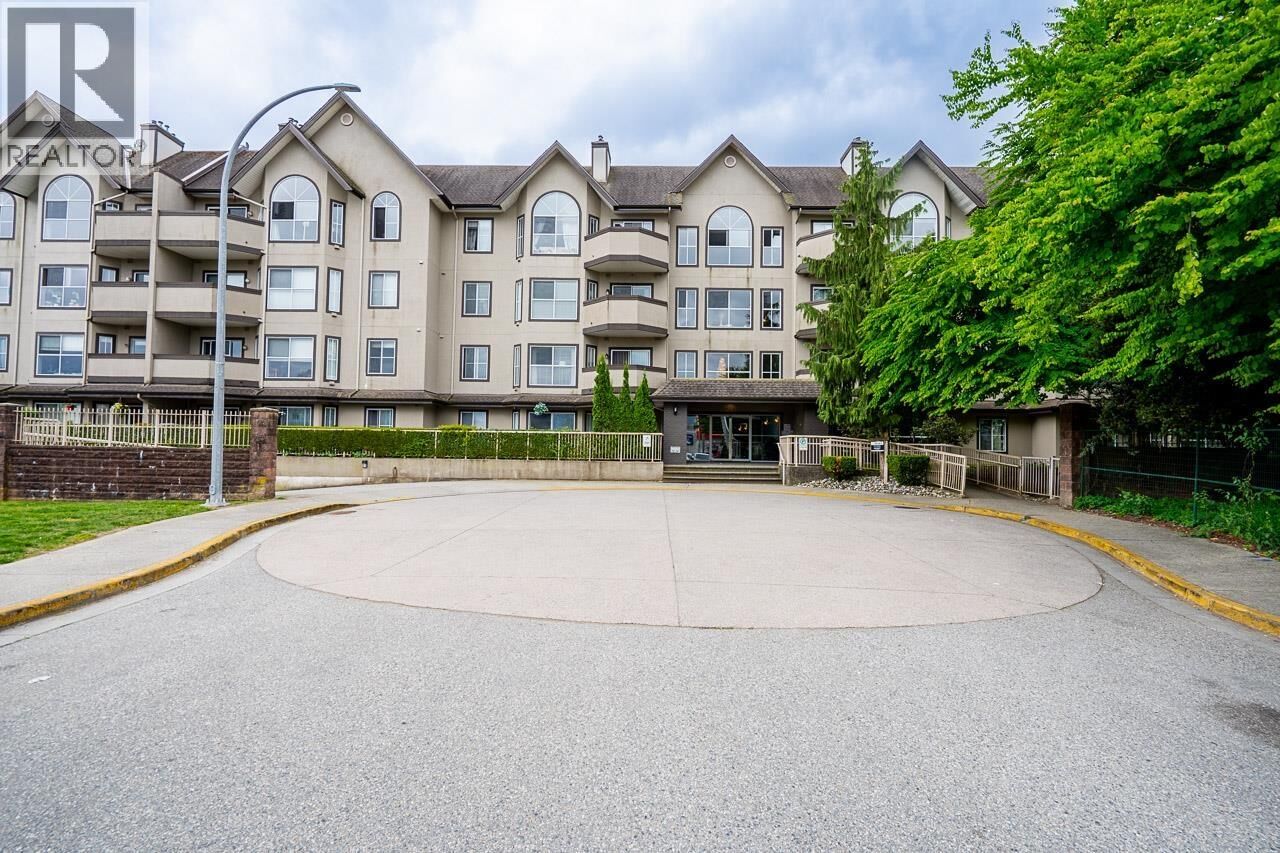 Property Photo:  12464 191B Street 402  BC V3Y 2P6 