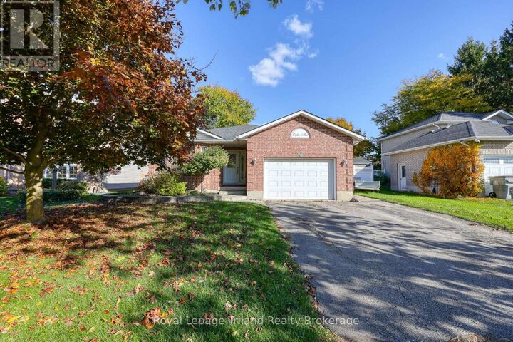 Property Photo:  89 Markham Street  ON N4X 1A7 