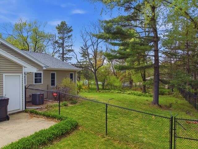 Property Photo: 1402 N Shawano Drive WI 54449