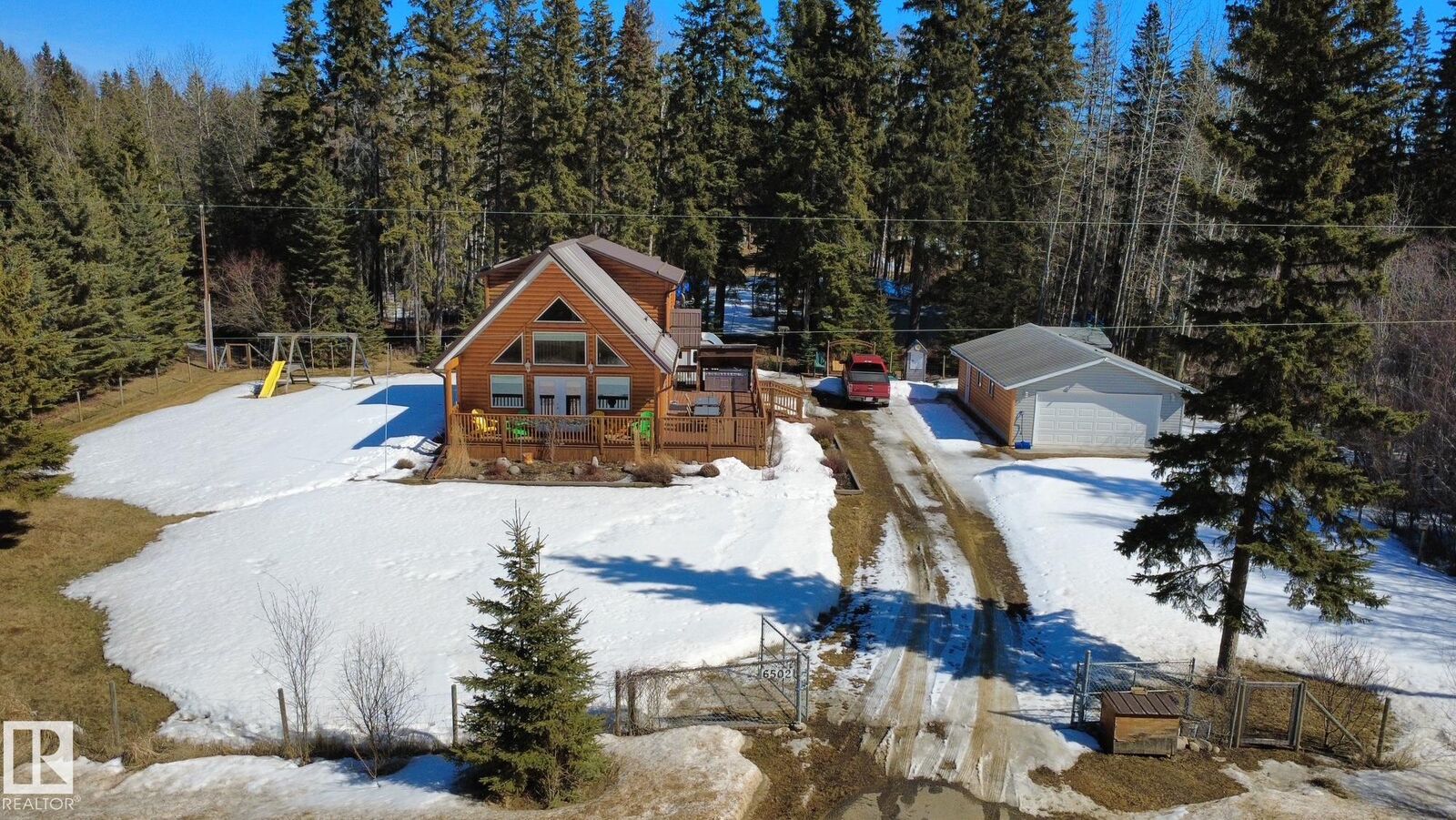 Property Photo:  6502 50 Street  AB T0C 2C0 