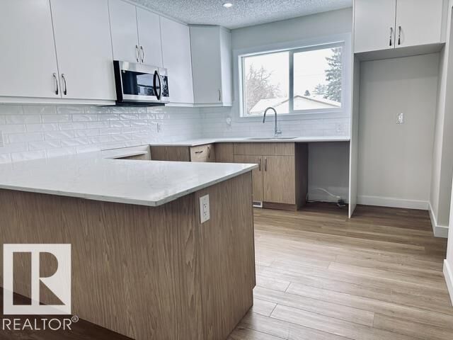 4843 115 Avenue NW — photo 1