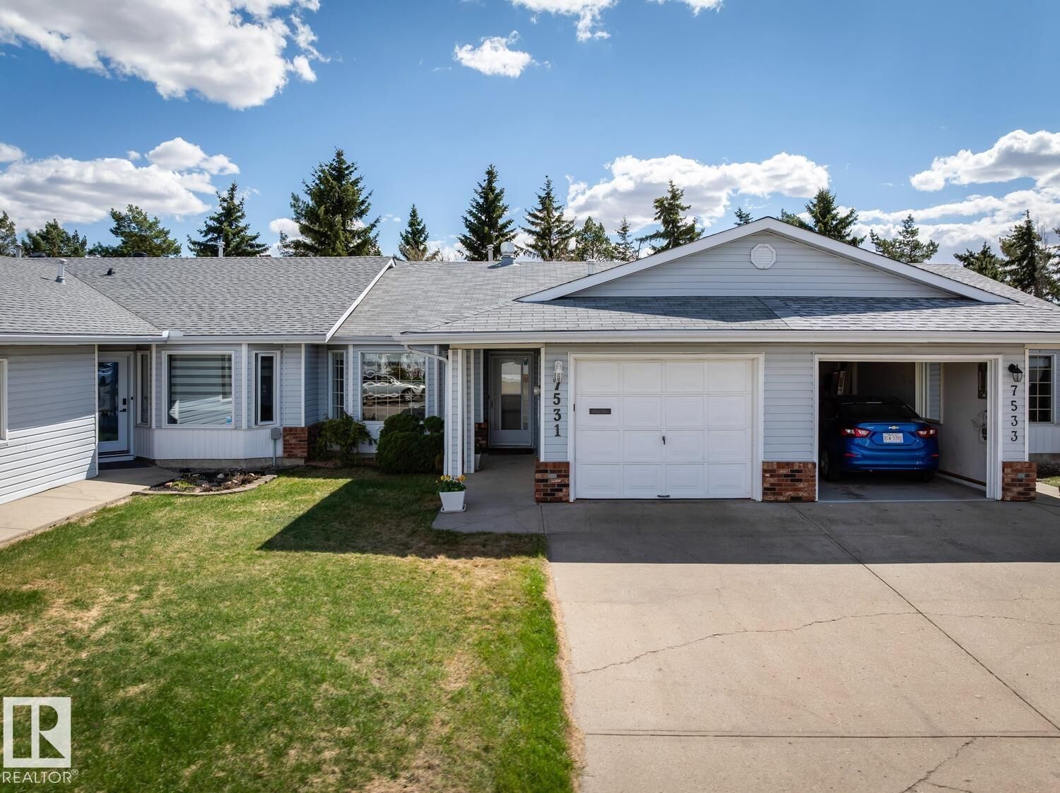 Property Photo:  7531 137A Avenue NW  AB T5C 3R4 