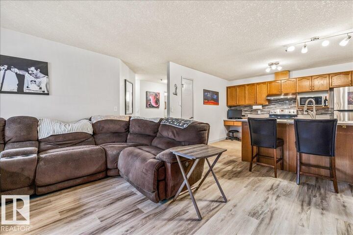 Property Photo:  3 Perron Street 514  AB T8N 5Z5 