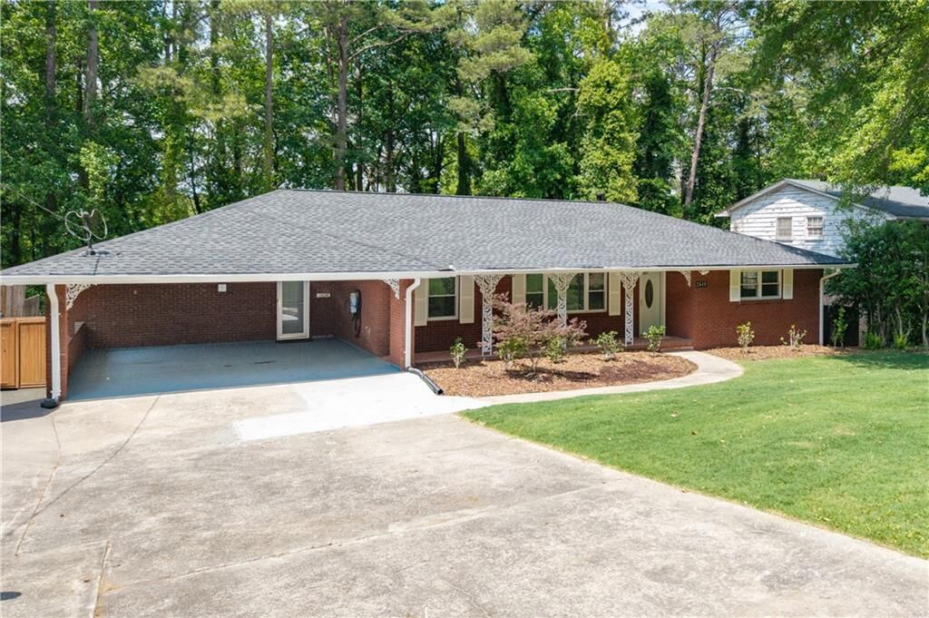 Property Photo: 2649 Headland Drive GA 30344