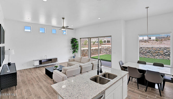 Property Photo: 3805 Perspective Street TX 79938
