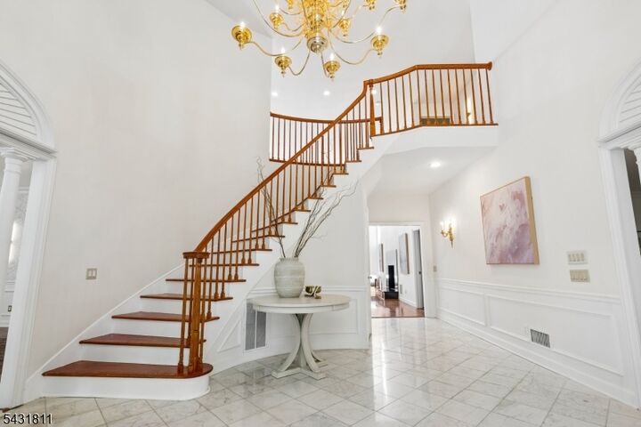 Property Photo:  45 Jenks Hill Rd  NJ 07960 