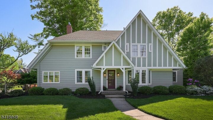 Property Photo:  220 S Euclid Ave  NJ 07090 