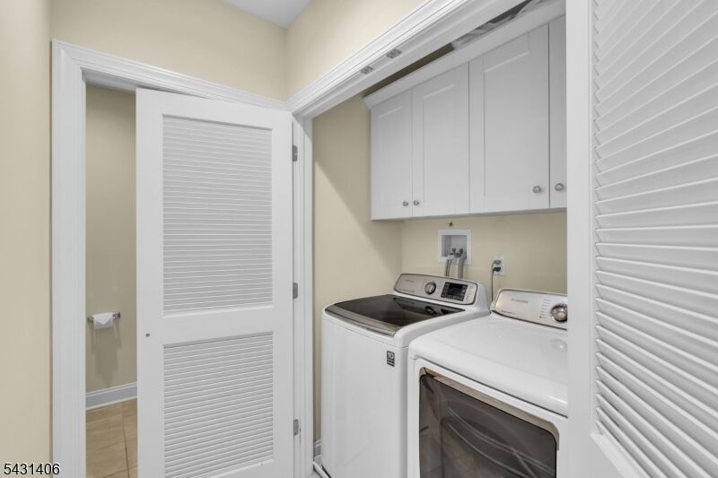 Property Photo:  4 Foley Sq 4A  NJ 07974 
